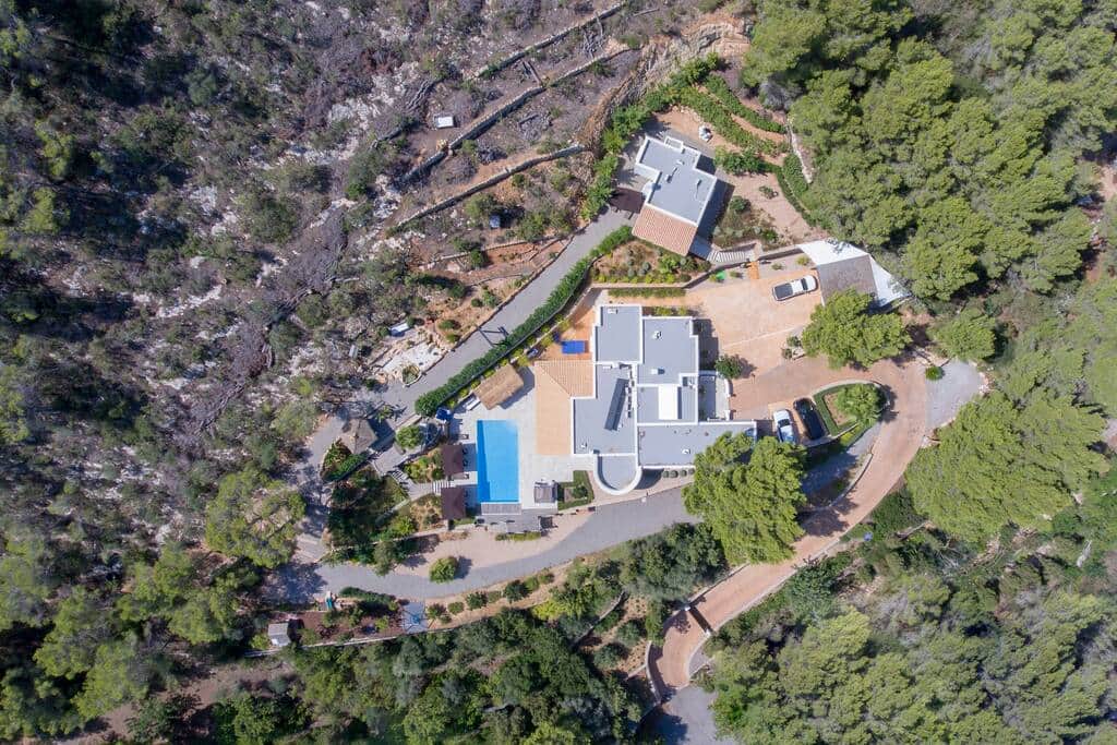 Villa von oben -- Ibiza